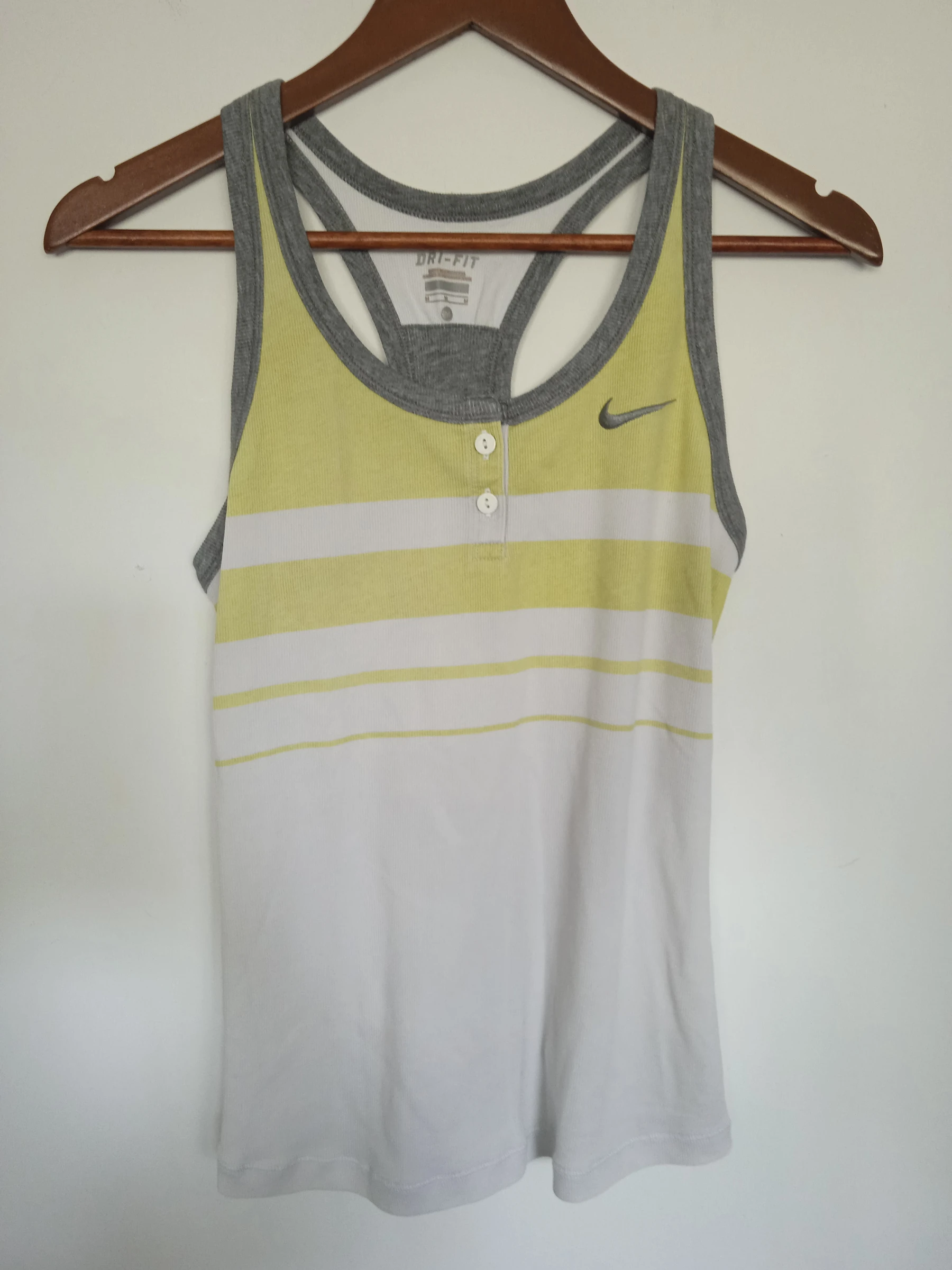 Lote de ropa deportiva para mujer talla 36/38 – photo 2